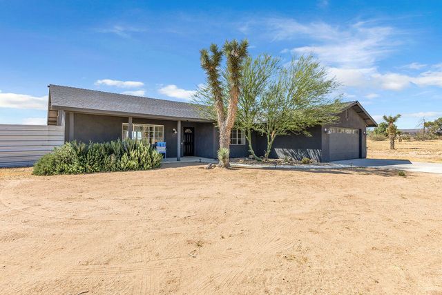56625 Lowe Avenue, Yucca Valley, CA 92284