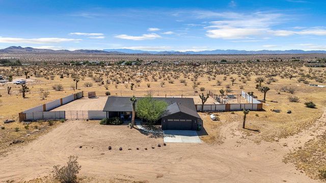 56625 Lowe Avenue, Yucca Valley, CA 92284