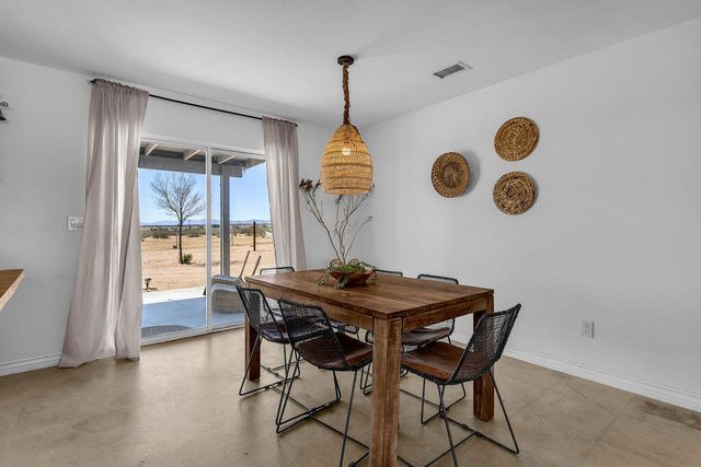 56625 Lowe Avenue, Yucca Valley, CA 92284