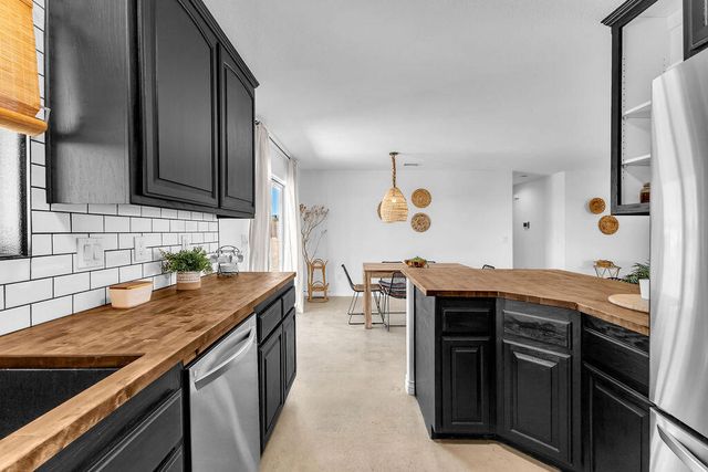 56625 Lowe Avenue, Yucca Valley, CA 92284