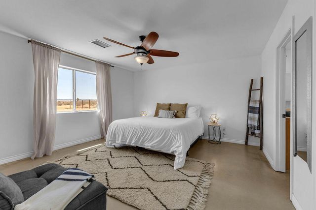 56625 Lowe Avenue, Yucca Valley, CA 92284