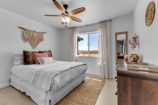 56625 Lowe Avenue, Yucca Valley, CA 92284