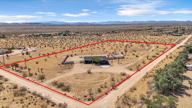 56625 Lowe Avenue, Yucca Valley, CA 92284