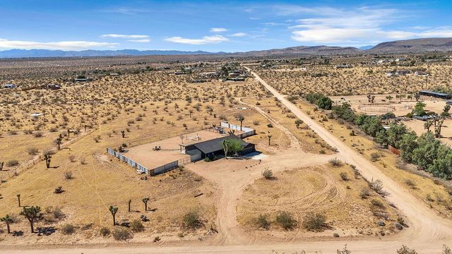 56625 Lowe Avenue, Yucca Valley, CA 92284