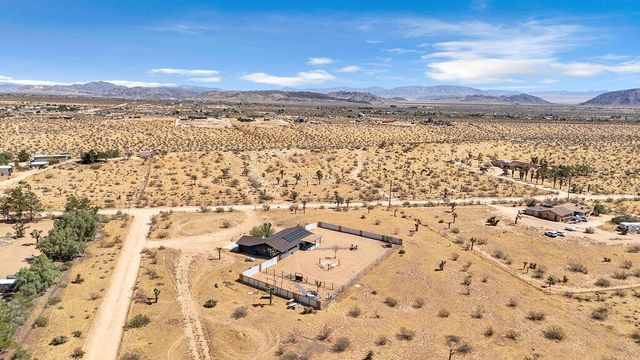 56625 Lowe Avenue, Yucca Valley, CA 92284