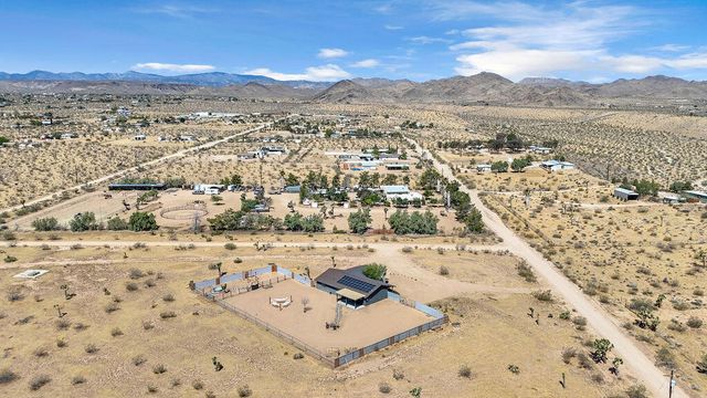 56625 Lowe Avenue, Yucca Valley, CA 92284
