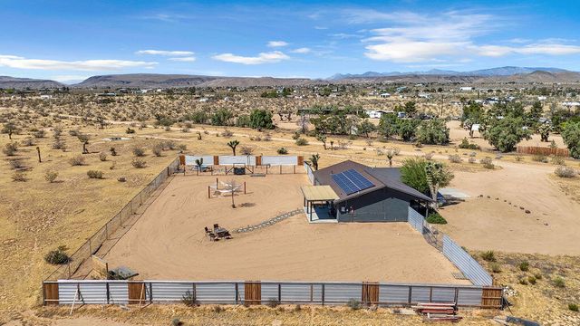 56625 Lowe Avenue, Yucca Valley, CA 92284