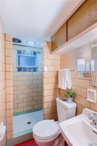 5538 Mardel Avenue, St Louis, MO 63109