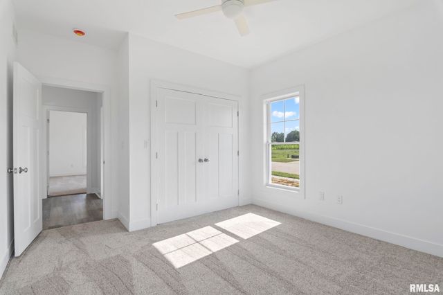 72 Moonlight Court, Chatham, IL 62629