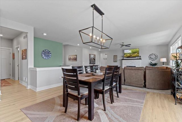 W158N6711 Tamarack TRAIL, Menomonee Falls, WI 53051