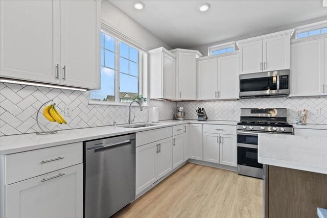 W158N6711 Tamarack TRAIL, Menomonee Falls, WI 53051
