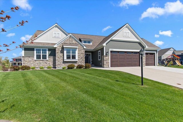W158N6711 Tamarack TRAIL, Menomonee Falls, WI 53051