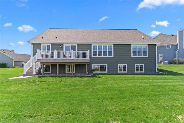 W158N6711 Tamarack TRAIL, Menomonee Falls, WI 53051
