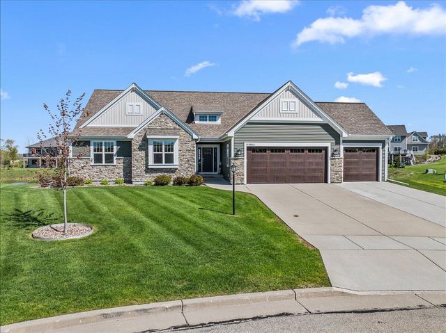 W158N6711 Tamarack TRAIL, Menomonee Falls, WI 53051