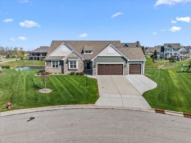 W158N6711 Tamarack TRAIL, Menomonee Falls, WI 53051
