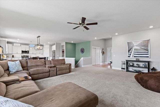 W158N6711 Tamarack TRAIL, Menomonee Falls, WI 53051