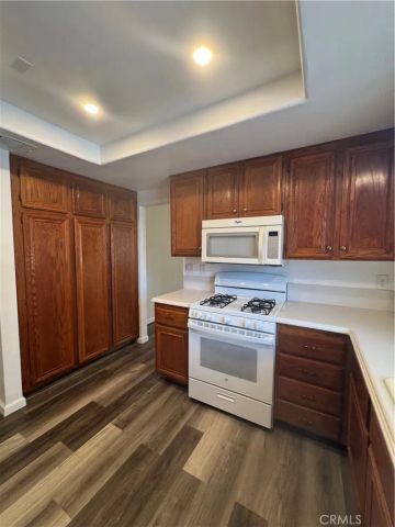 844 La Morena, Hemet, CA 92545