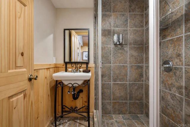651 S Knight Avenue, Big Bear Lake, CA 92315