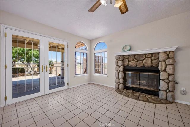 10658 9th Avenue, Hesperia, CA 92345