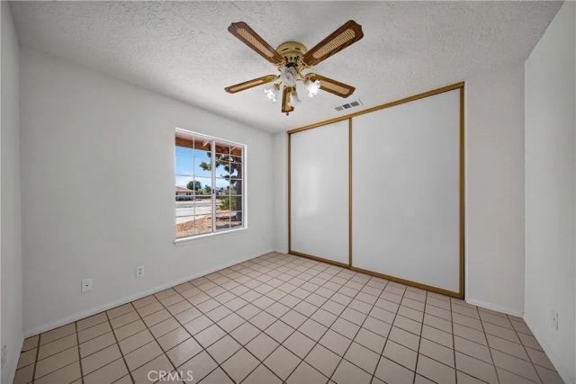 10658 9th Avenue, Hesperia, CA 92345