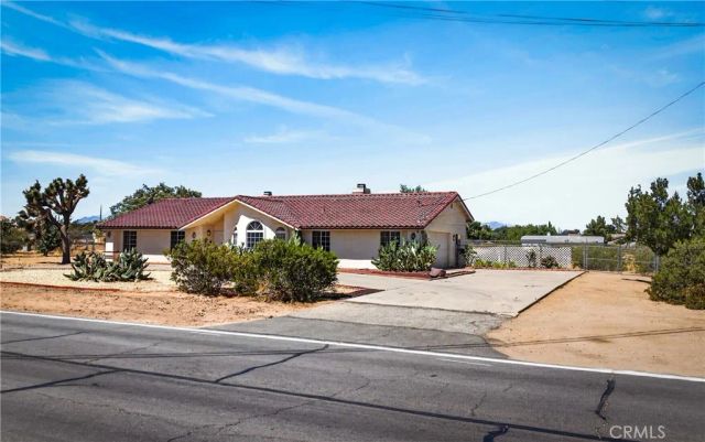 10658 9th Avenue, Hesperia, CA 92345