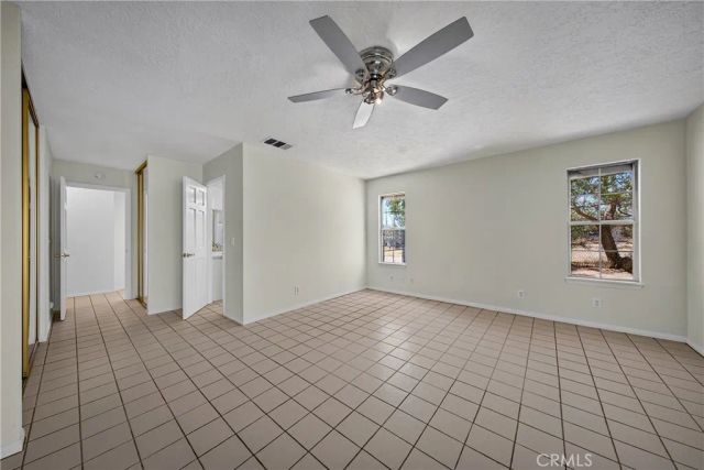 10658 9th Avenue, Hesperia, CA 92345