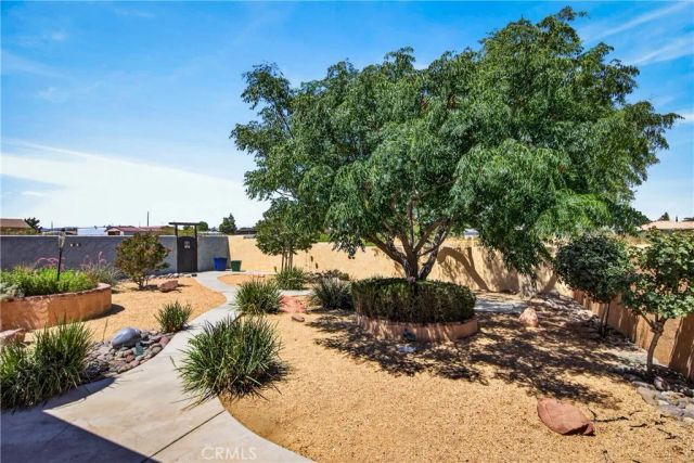 10658 9th Avenue, Hesperia, CA 92345