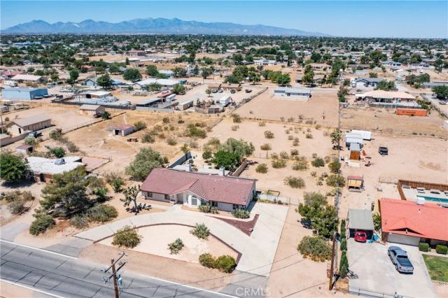 10658 9th Avenue, Hesperia, CA 92345