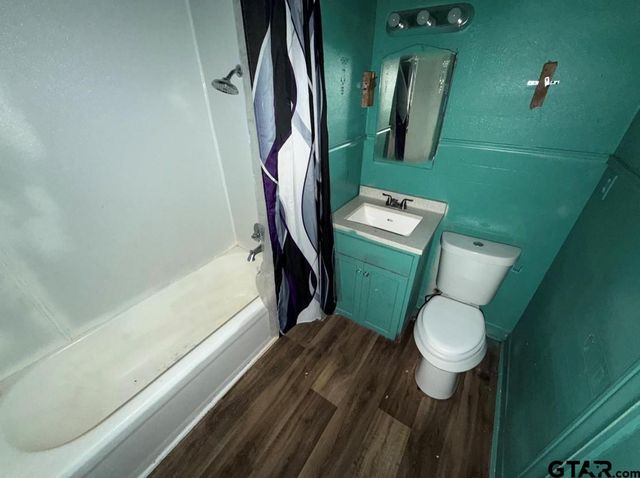 511 Woodlawn, Henderson, TX 75652