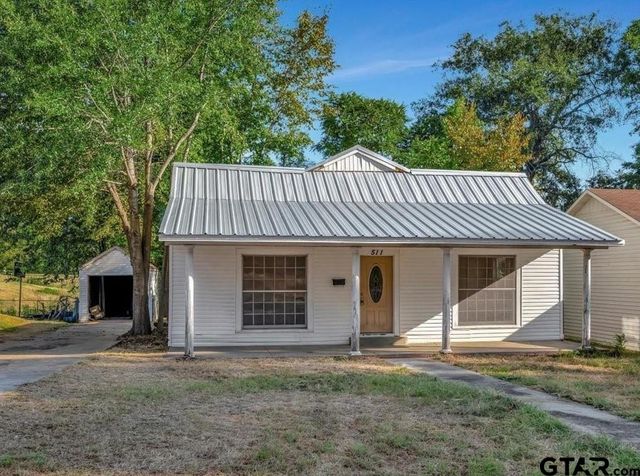 511 Woodlawn, Henderson, TX 75652