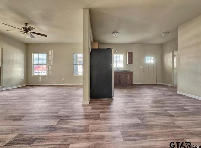 511 Woodlawn, Henderson, TX 75652