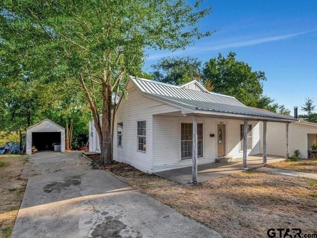 511 Woodlawn, Henderson, TX 75652