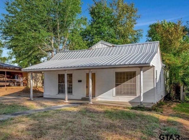 511 Woodlawn, Henderson, TX 75652