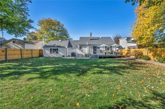 3285 Stoney Ridge Road, Avon, OH 44011