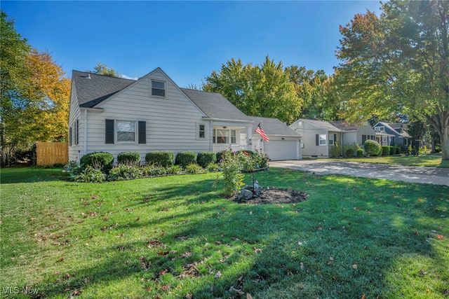 3285 Stoney Ridge Road, Avon, OH 44011