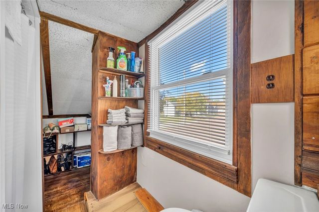 3285 Stoney Ridge Road, Avon, OH 44011