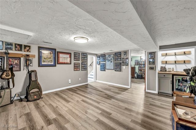 3285 Stoney Ridge Road, Avon, OH 44011