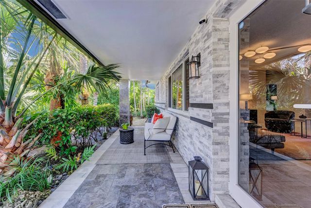 2116 NE 25th Street, Wilton Manors, FL 33305