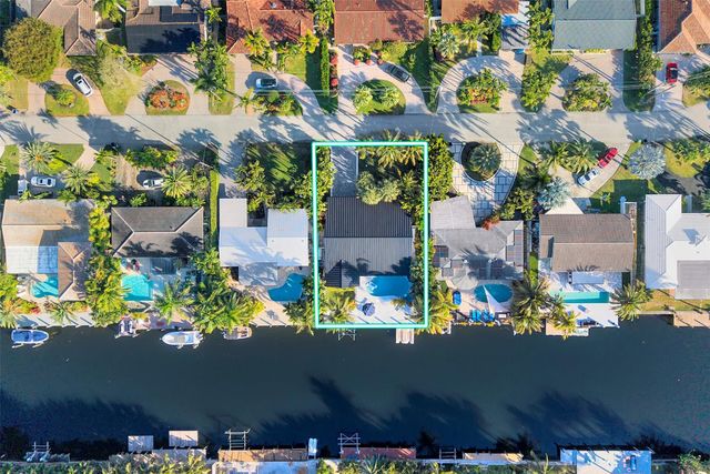 2116 NE 25th Street, Wilton Manors, FL 33305