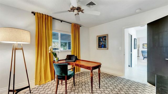2116 NE 25th Street, Wilton Manors, FL 33305