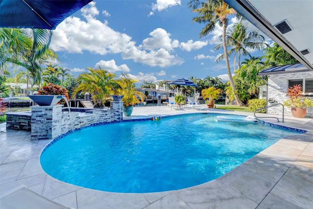 2116 NE 25th Street, Wilton Manors, FL 33305