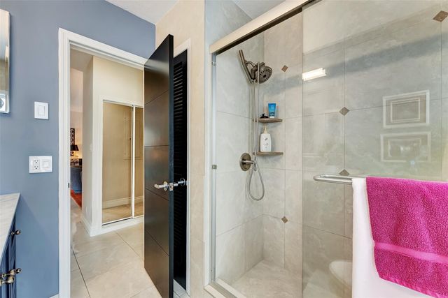 2116 NE 25th Street, Wilton Manors, FL 33305