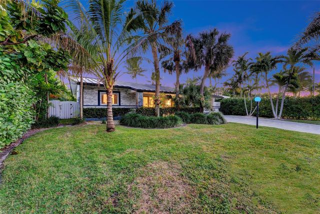 2116 NE 25th Street, Wilton Manors, FL 33305