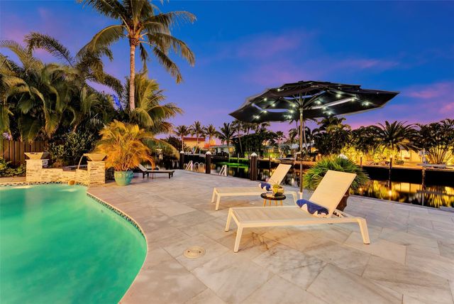 2116 NE 25th Street, Wilton Manors, FL 33305