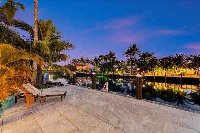 2116 NE 25th Street, Wilton Manors, FL 33305