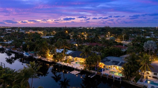 2116 NE 25th Street, Wilton Manors, FL 33305