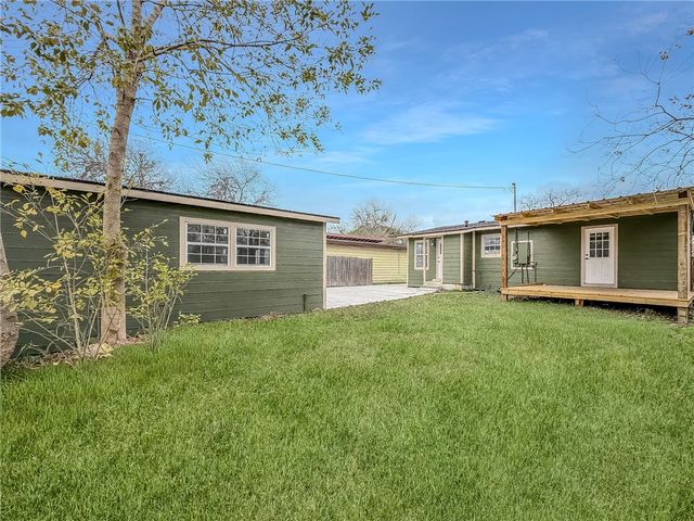 3437 Austin St, Corpus Christi, TX 78411