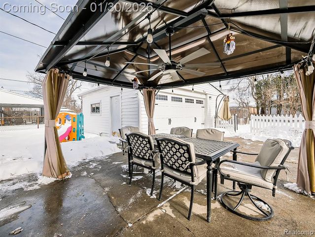 3877 Niagara Street, Wayne, MI 48184