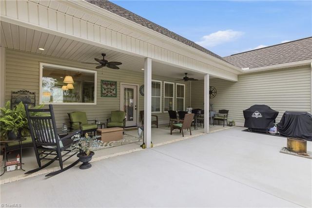 207 Wynnfall Drive, Lexington, NC 27295