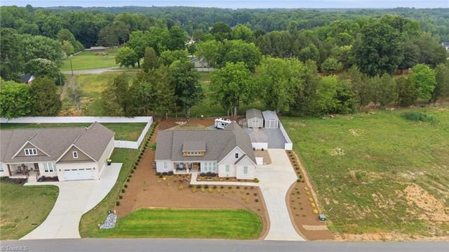 207 Wynnfall Drive, Lexington, NC 27295